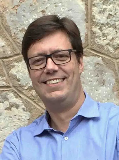 Prof. Xavier Roca Ramon