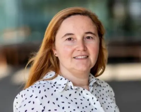 Dr. Annelies Bobelyn