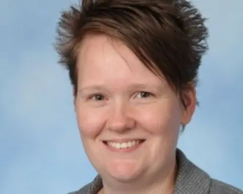 Dr. Diane van Rossum